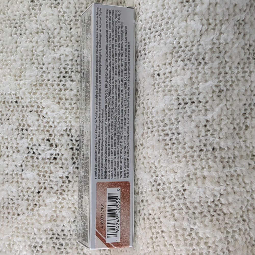 Buxom Plump Shot Sheer Tint in Exposed, 4ml/0.14fl oz - Picture 9 of 11